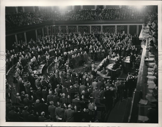 1953 Press Photo View of House of Representatives as Congressmen Sworn in