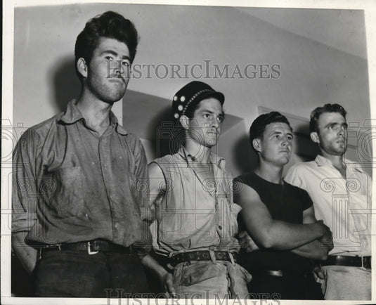 1937 Press Photo John Dobson, Ed Cassidy, Leo Collins, Edward King in lineup