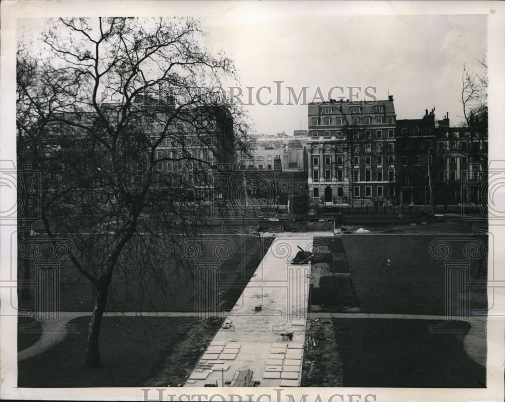 1948 Press Photo site for FDR monument in Grosvenor Square, London