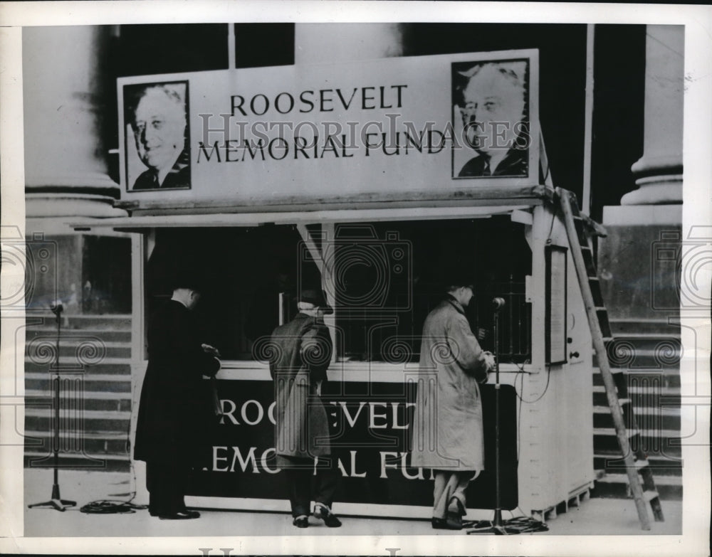 1946 Press Photo Boot Outside Royal Exchange in London for Roosevelt Memorial