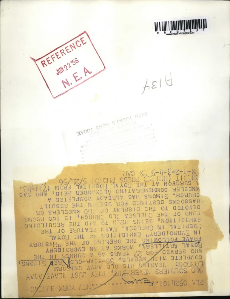 1956 Press Photo Veteran Fred Simons who served at a gunner now embroids