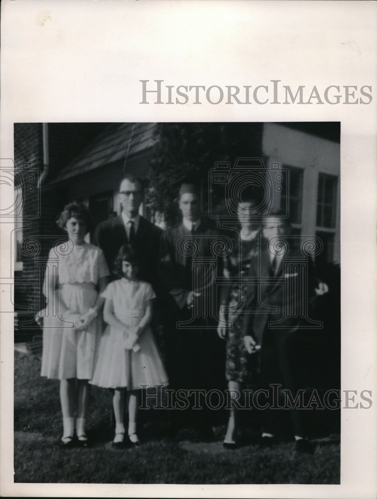 1968 Press Photo Lawson Family Cynthia Debra John Howard and Mrs Lawson