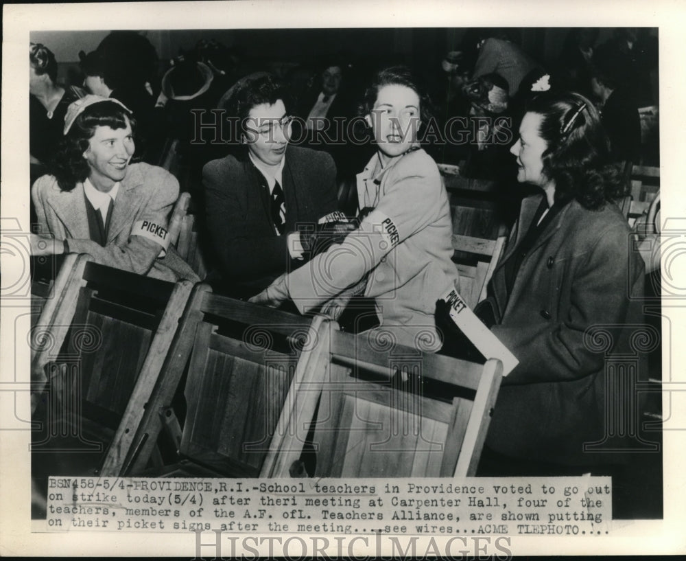 1948 Press Photo Providence school teachers on strike
