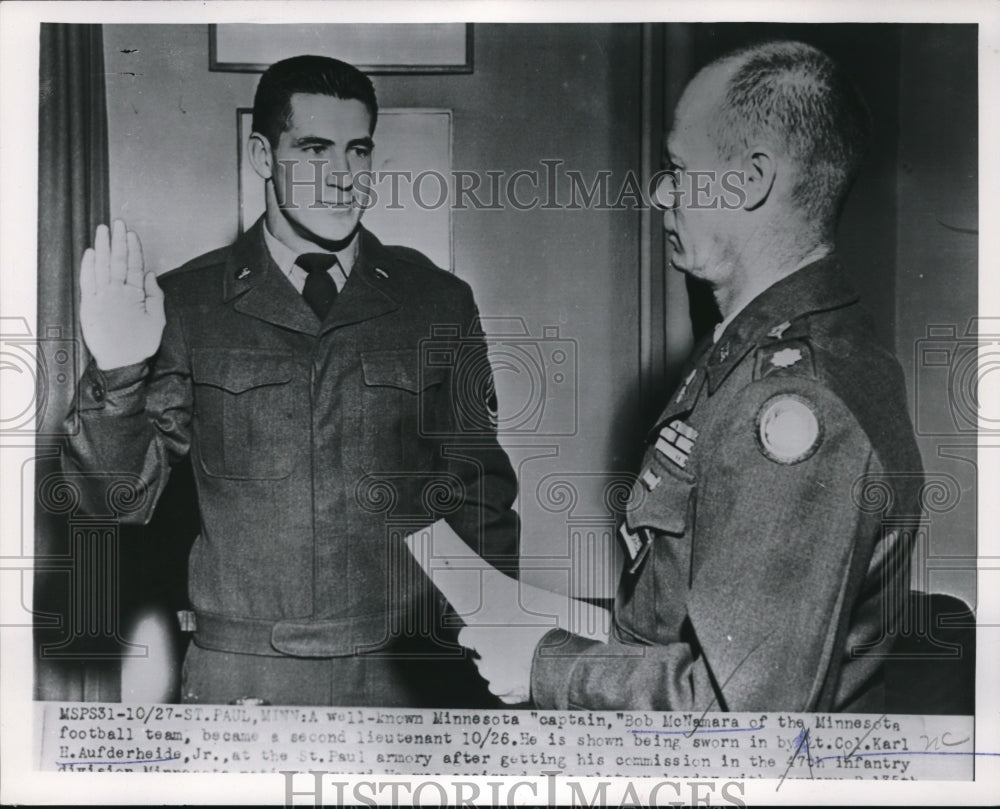 1954 Press Photo Minnesota football Capt Bob McNamara & Lt.Co. Karl Aufderheide- Historic Images