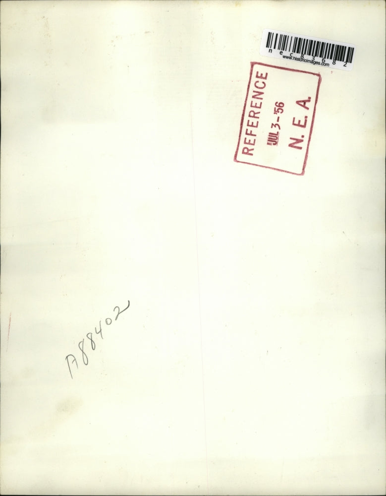 1956 Press Photo babysitter Sandra MacBee saves 4 kids from fire, Torrance, CA