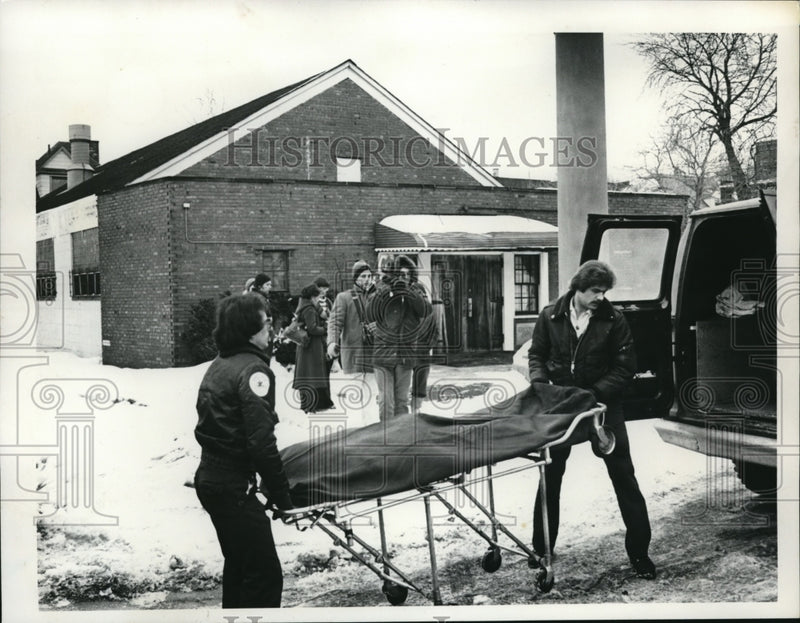 Load image into Gallery viewer, Press Photo 2175 Cornell Scene of homicide

