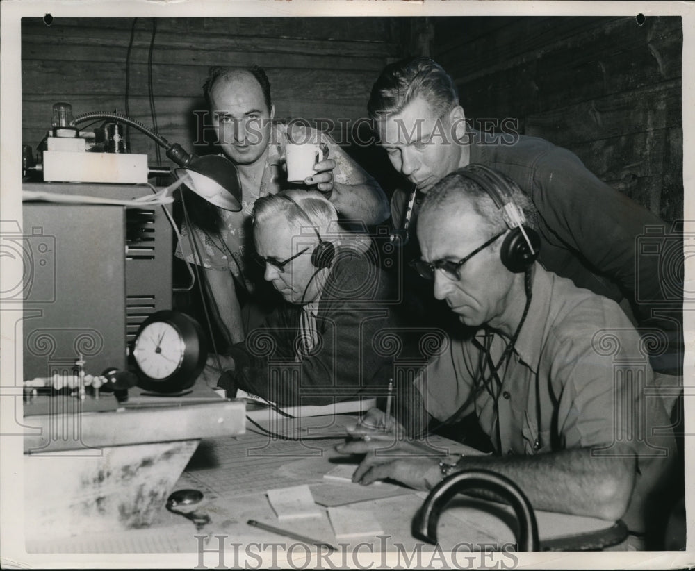 1955 Press Photo Westpark Radiops Club M Hornack, M Freeman
