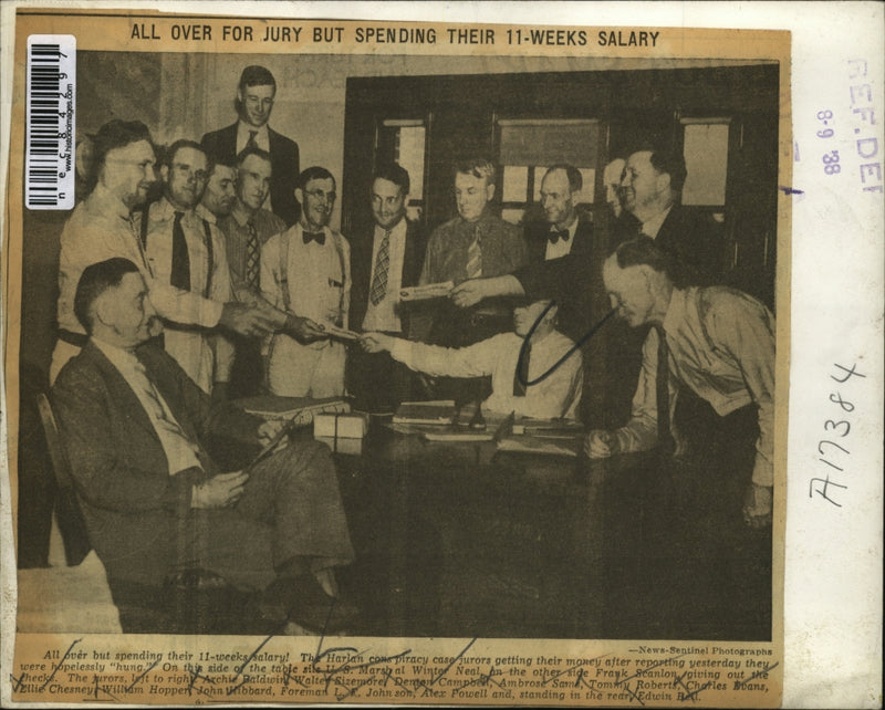 Load image into Gallery viewer, 1939 Press Photo Harlan conspricy jurors Marshall W Neal,Frank Scanlon
