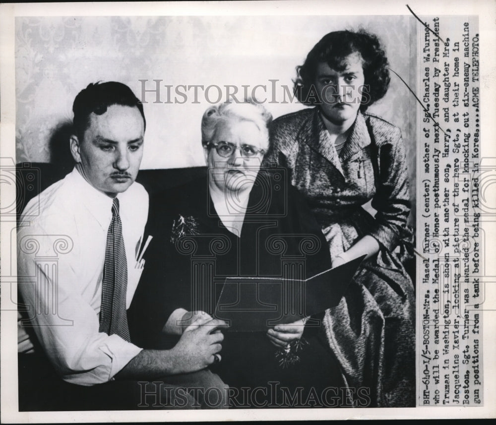 1951 Press Photo The family of Sgt. Charles Turner who will be awarded by Truman