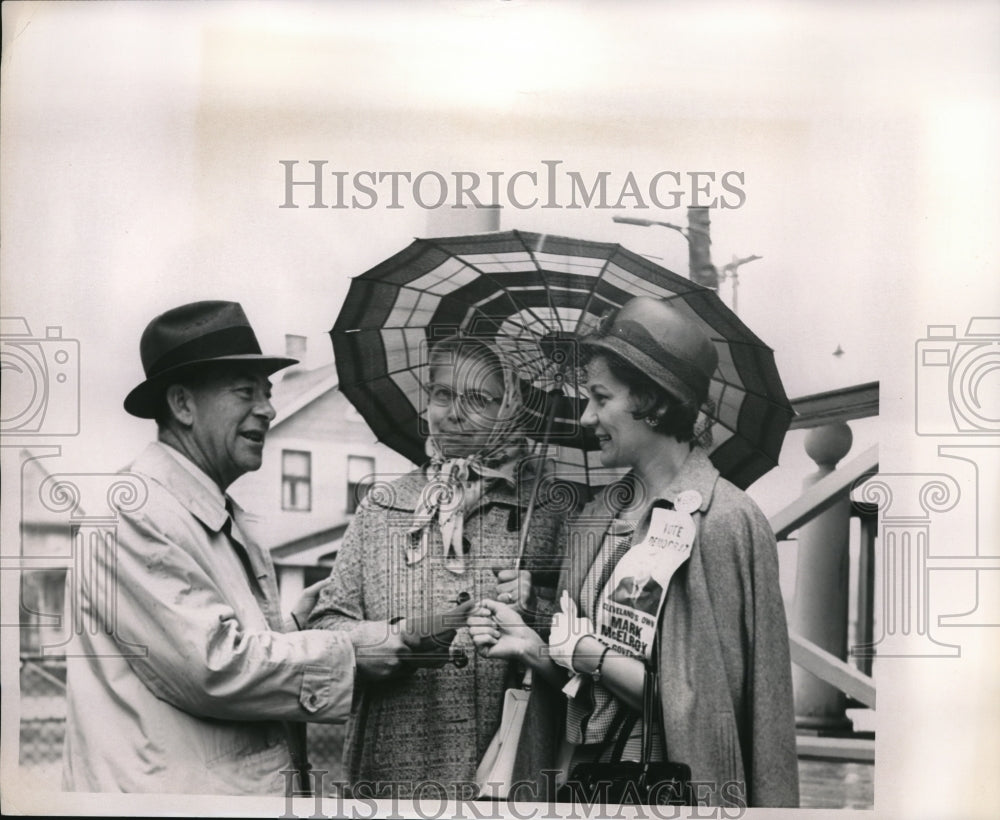 1962 Press Photo Mr & Mrs Mark McElroy & Mrs Paul Whitford, Gov candidate- Historic Images