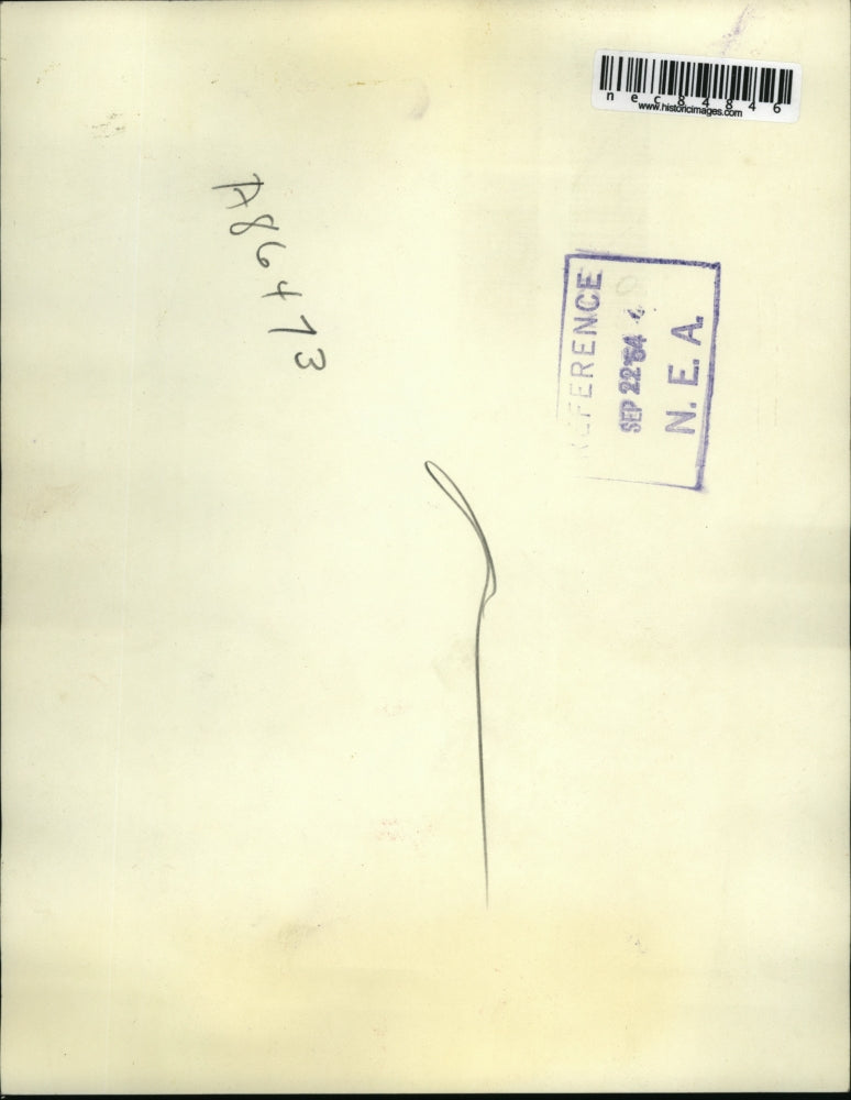 1964 Press Photo Yokohama Stephen P Amtherr & Japanese Immigration officer