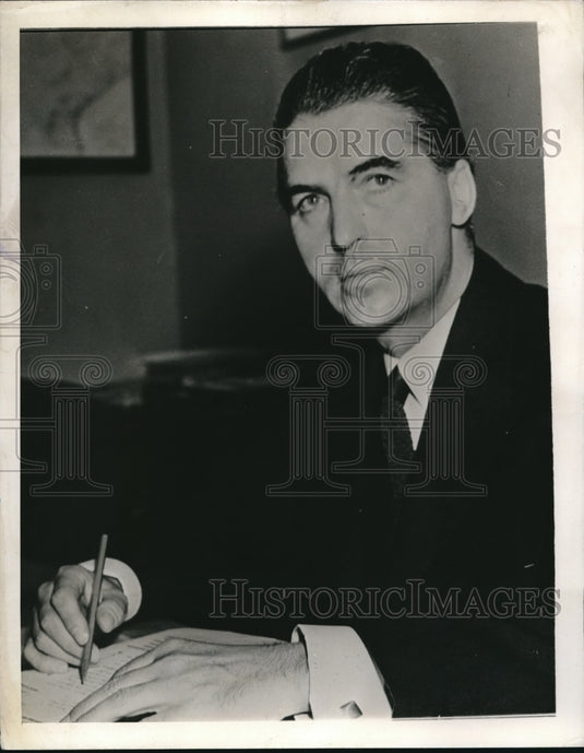 1941 Press Photo Ralph Davies