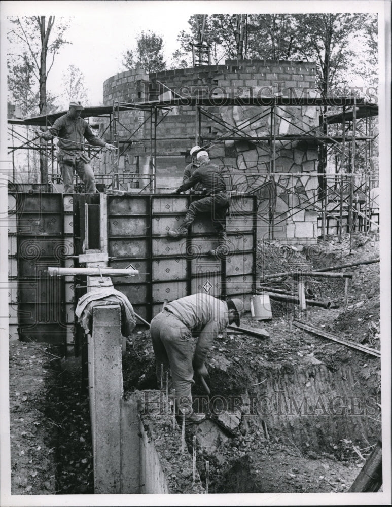 1966 Press Photo Winter Sports Chalet Rocky River Reservation Strongsville