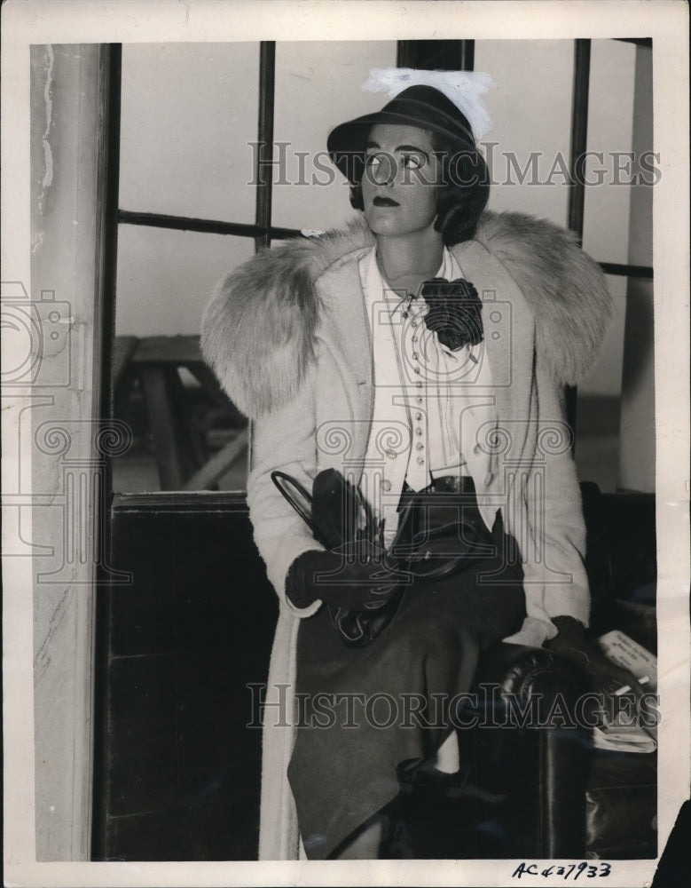 Load image into Gallery viewer, Press Photo Muriel Richards Fiancee of Warren Pershing,General John Pershing
