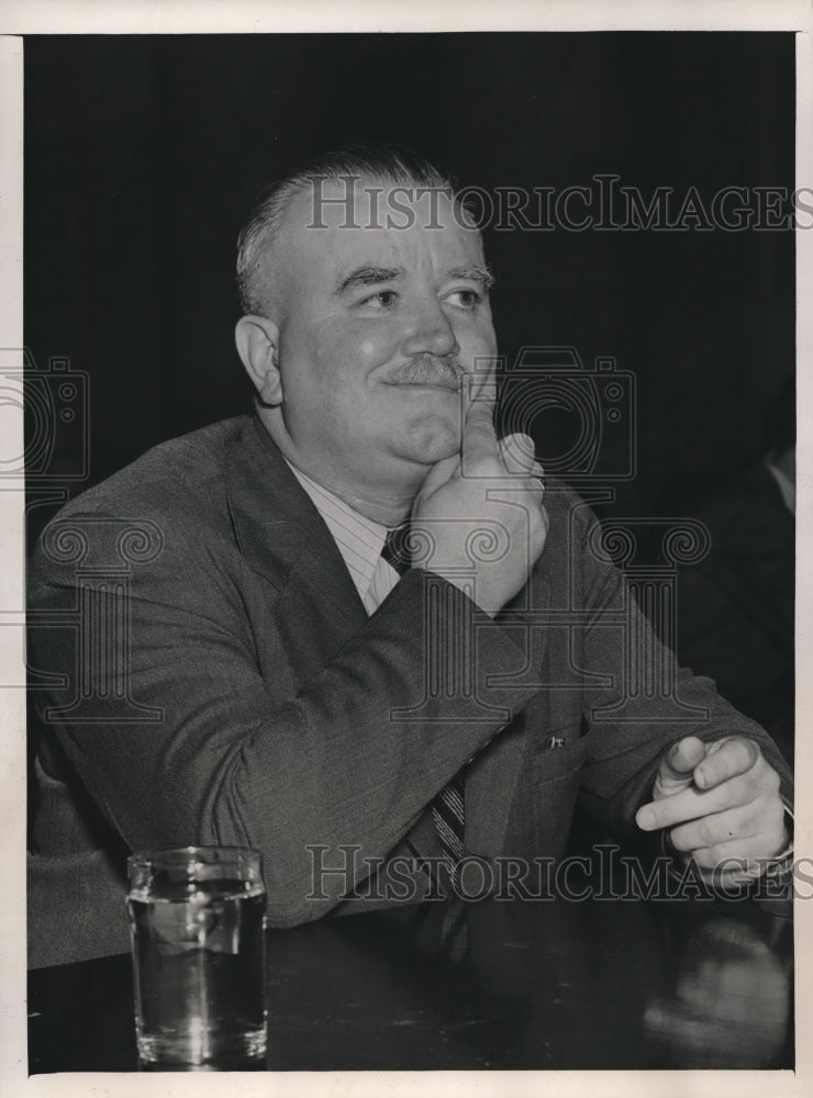 1946 Press Photo Humphrey Scott Shaw testifies before the Senate War Committee
