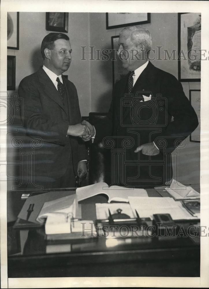 Load image into Gallery viewer, 1934 Press Photo Judge John F Evans, Gen Wm Haskell of Rayon &amp; Silk Industry
