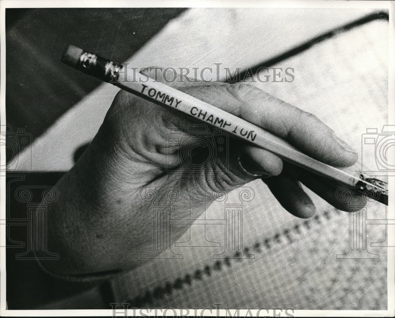 Load image into Gallery viewer, 1961 Press Photo Pencil in collection of Lillian Bayles in Dallas, Tex
