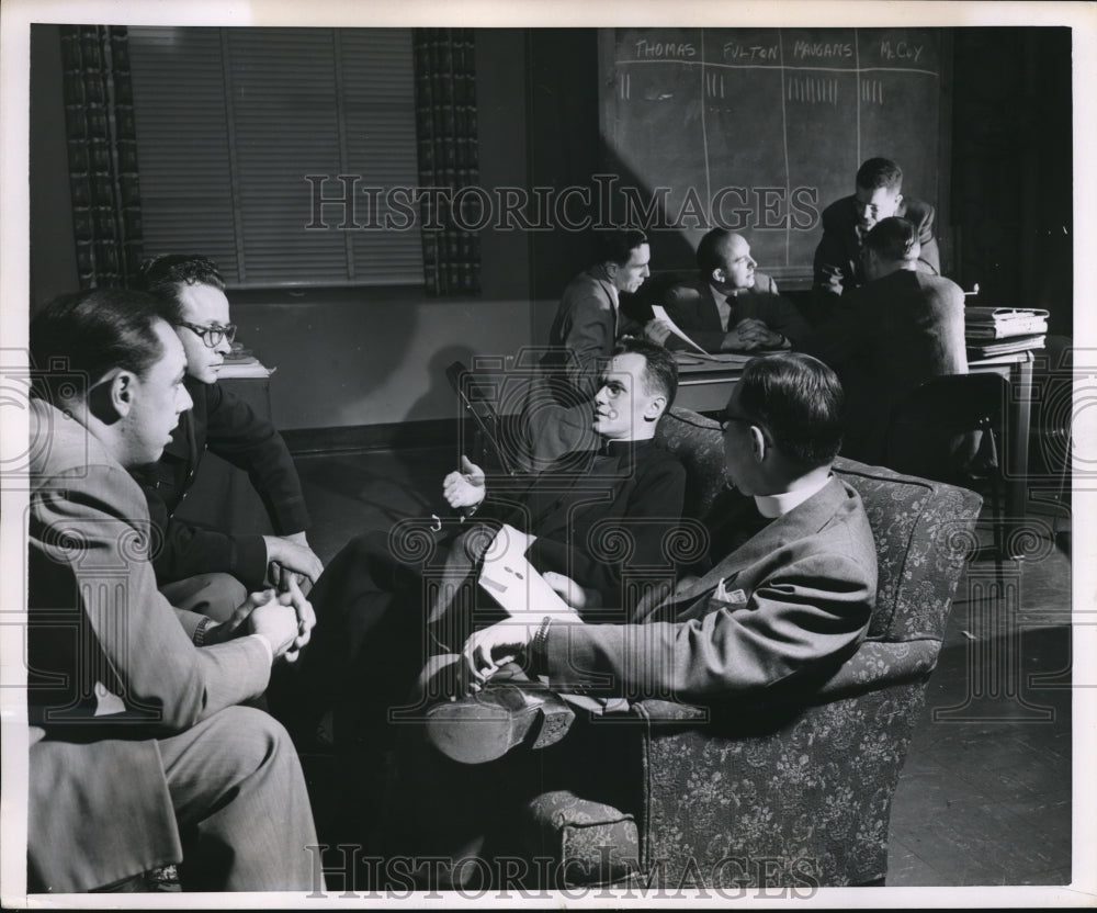 1951 Press Photo Costume at a worshop for TV for religious show