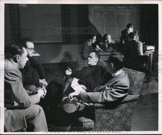 1951 Press Photo Costume at a worshop for TV for religious show
