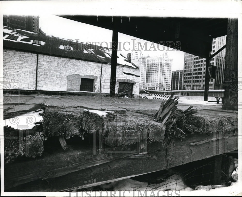 1970 Press Photo old timber floor of the loading dock near harbor freight house