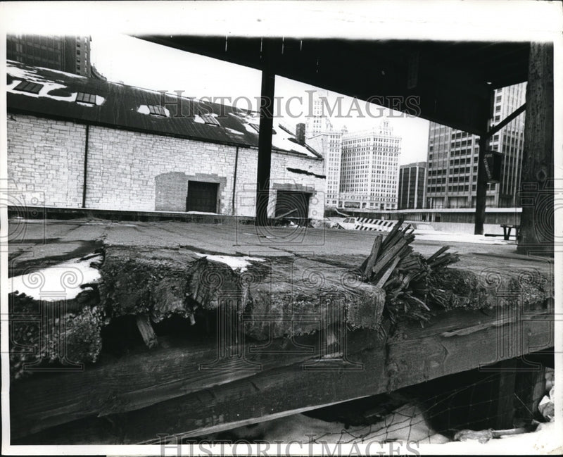 Load image into Gallery viewer, 1970 Press Photo old timber floor of the loading dock near harbor freight house

