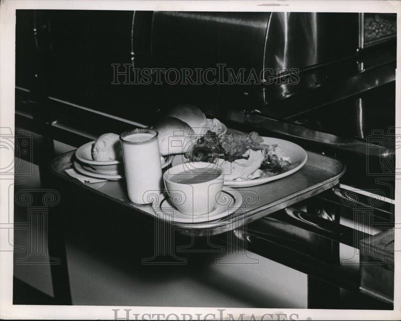 Load image into Gallery viewer, Press Photo Food on tray in employees cafeteria at Cleveland hospital
