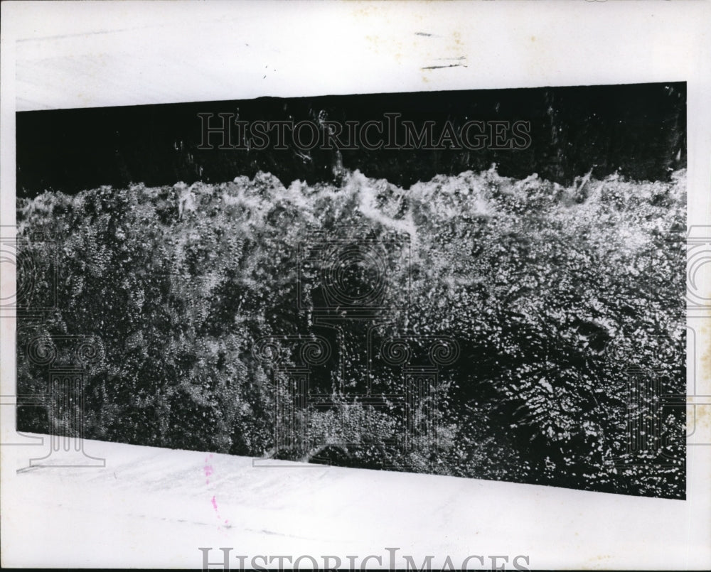 1970 Press Photo The Crown Filtration Plant added chemicals to the water