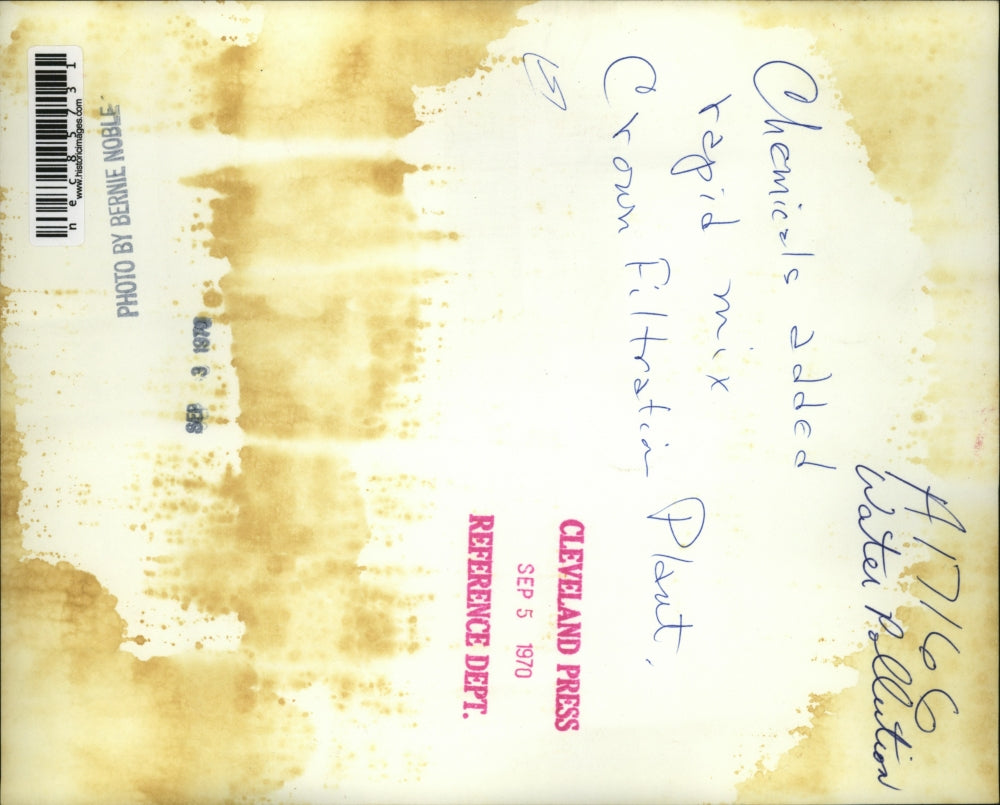 1970 Press Photo The Crown Filtration Plant added chemicals to the water