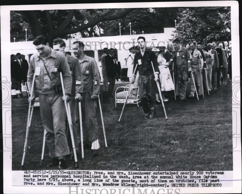1953 Press Photo Washington DC President and Mrs Eisenhower entertained