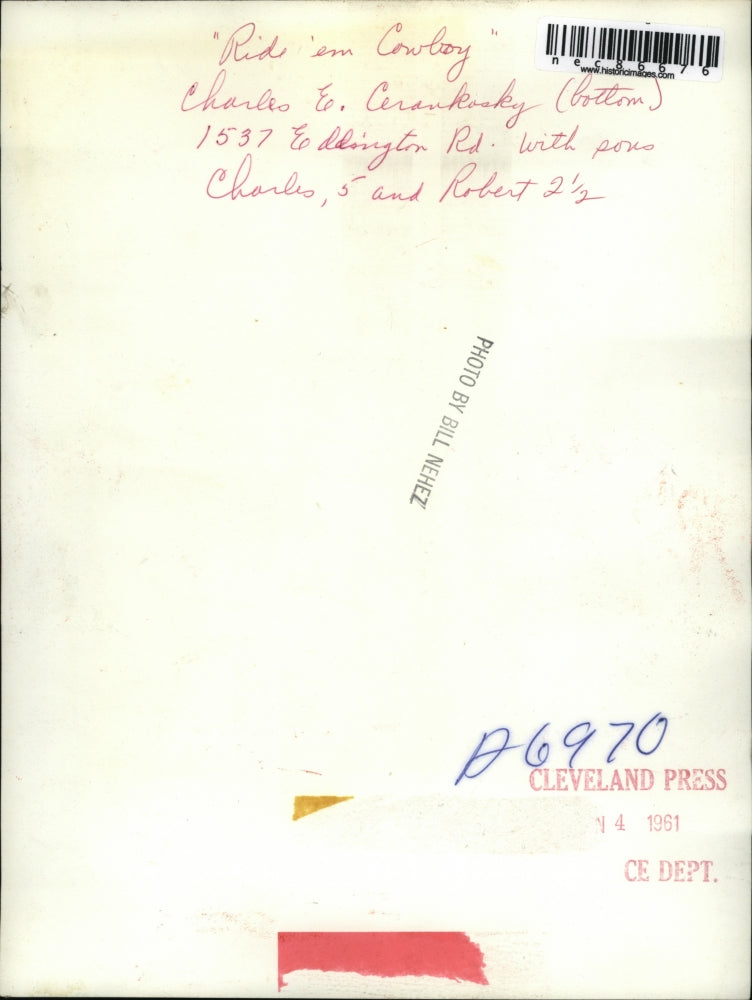 1961 Press Photo Mr. Cerankosky with his sons Charles and Robert in a ride