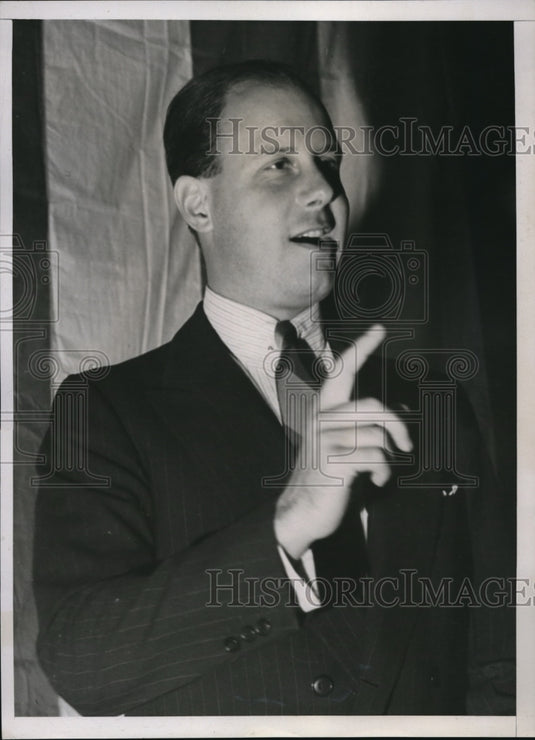 1938 Press Photo The City Council Pres. Morris welcomes the C.I.O.delegates