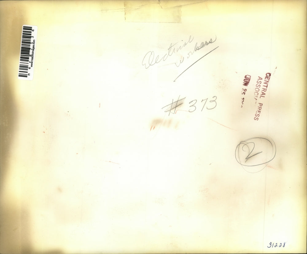 Press Photo View of Electrical Workers