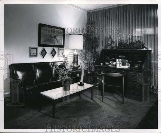 1964 Press Photo International Living by Charles Harrison Miller NSID