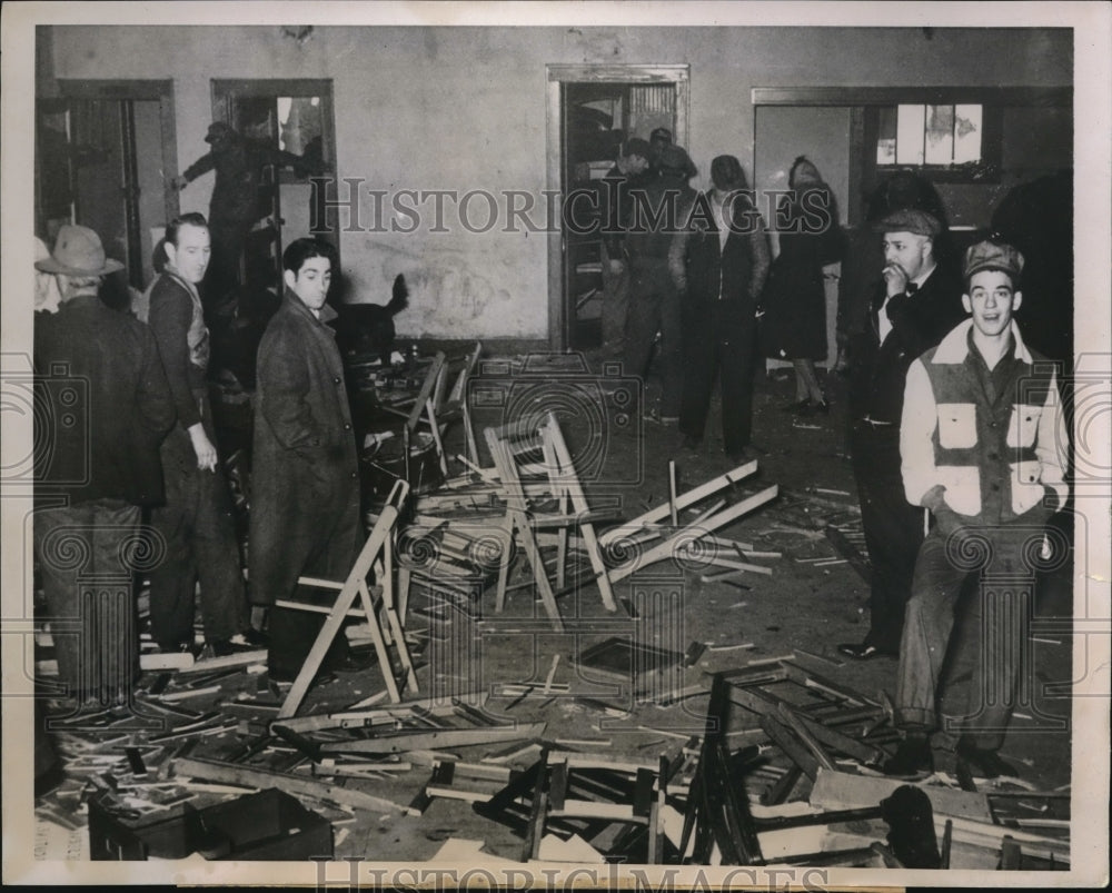 1941 Press Photo Richmond Ind wreckage from riot at IH plant