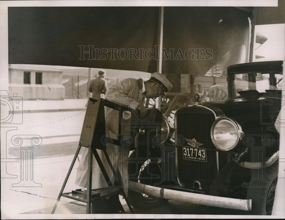 1936 Press Photo Chicago Ill. autos at testing station- Historic Images