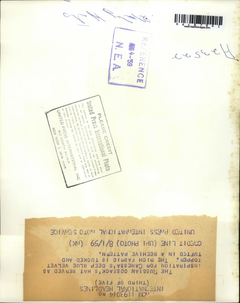 1959 Press Photo Russian Cossack's Hat as Canessa's inspiration for velvet top