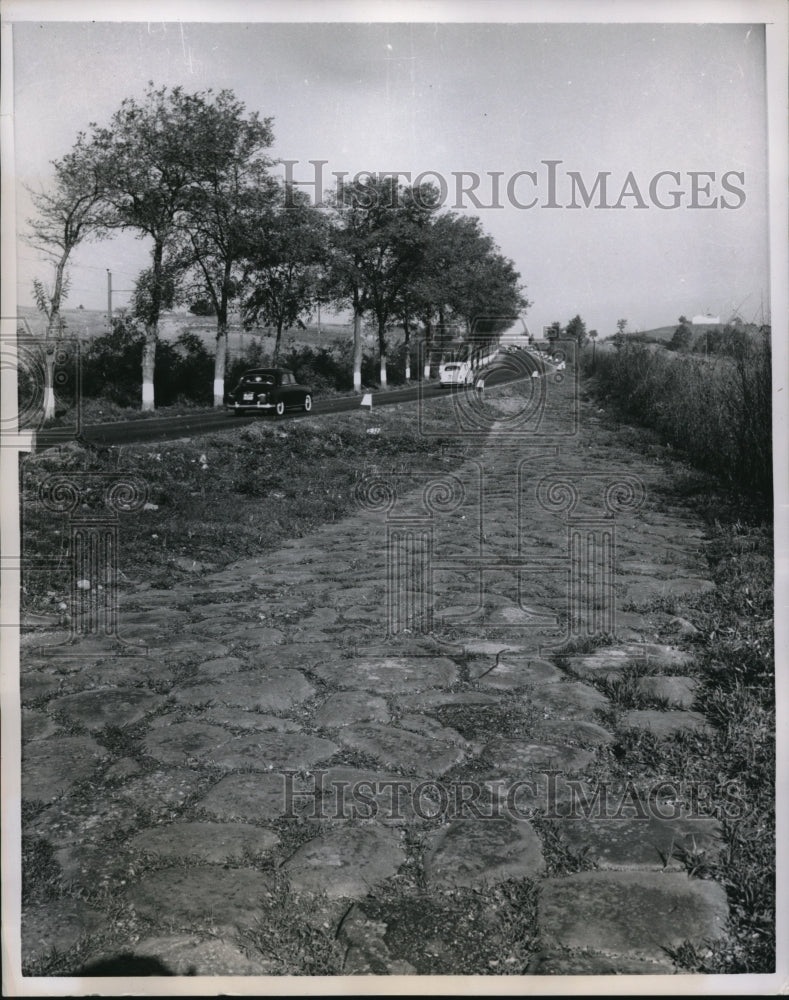 1958 Press Photo Section of Flaminian Way outside Rome, Italy