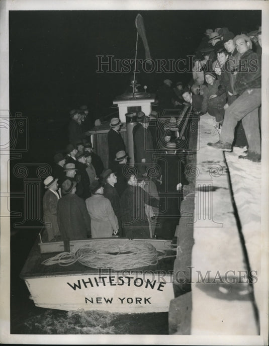 1938 Press Photo Floyd Bennett Field NY passengers for flying boat- Historic Images