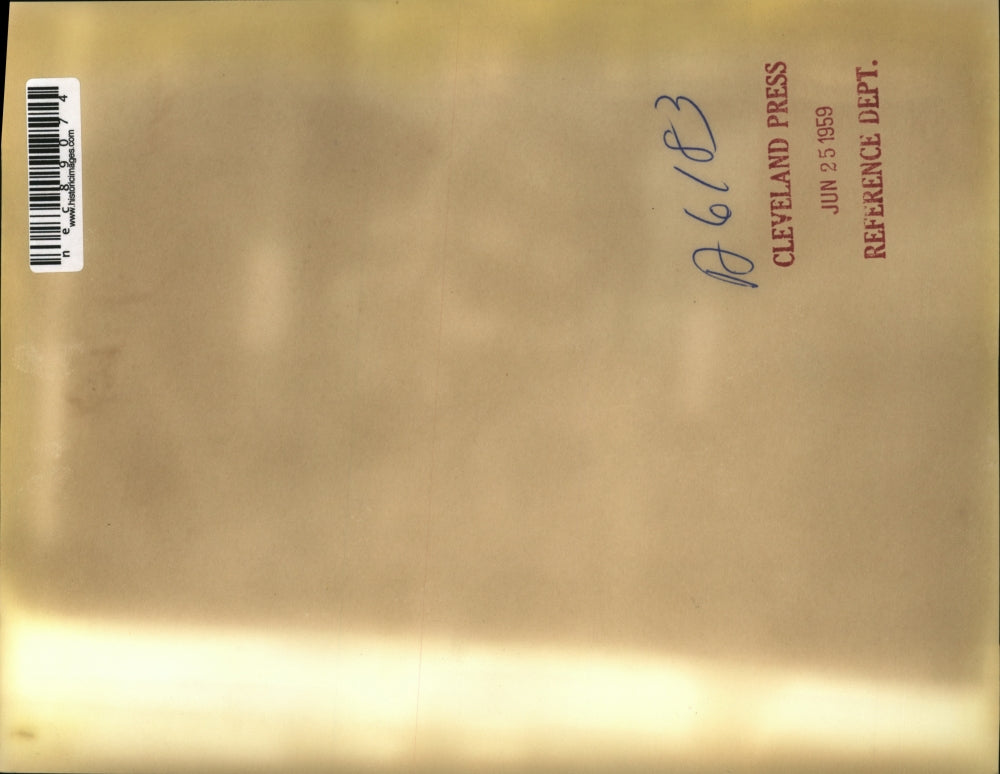 1959 Press Photo William Smith Carried off Wrecked Bus in the Bronx