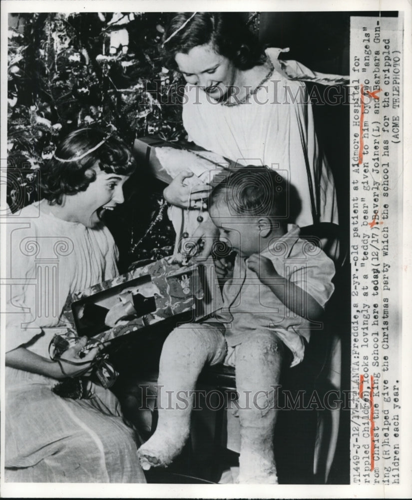 1949 Press Photo Christ the KIng School supports Aidmore Hospital this Christmas