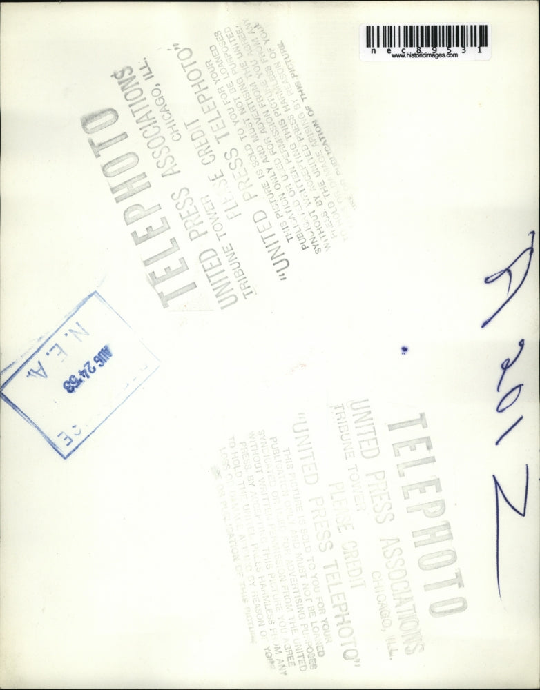 1953 Press Photo John Douglas on zebra quench its thirst aboard the liner Media