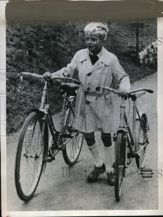 1945 Press Photo Switzerland Juanito son of Don Juan De Bourbon