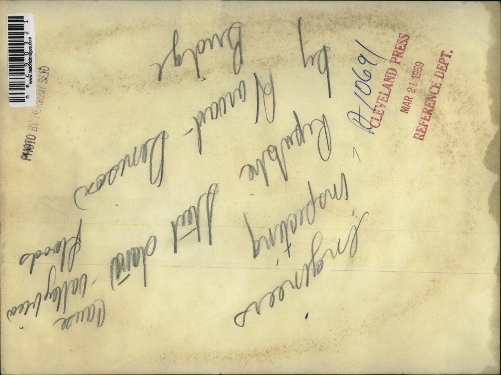 1959 Press Photo Engineers Inspecting Republic Steel Dam For Cause