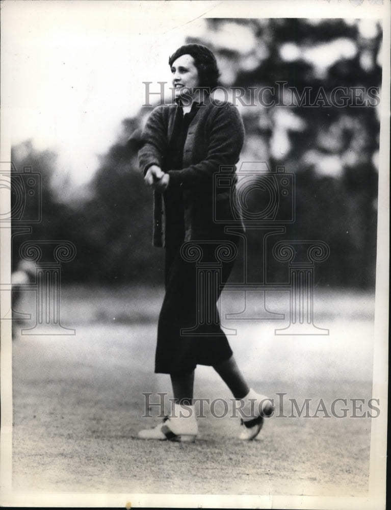 1934 Press Photo Mrs Ralph Fulton in Womens Carolina Golf Tournament
