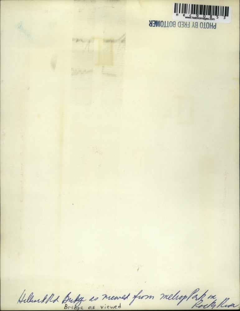 Press Photo Helliar Bridge road closed signs in Cleveland area