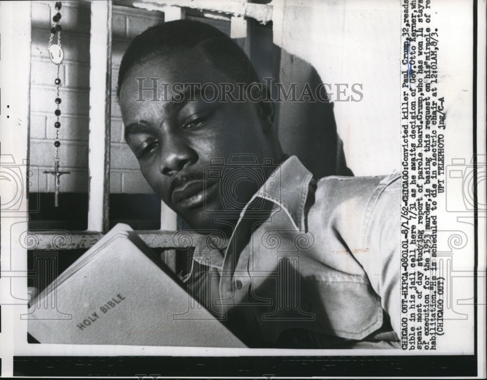 1962 Press PhotoChicago Convicted Killer Paul Crump reads his Bible