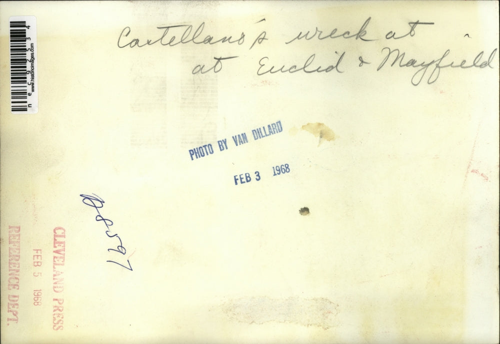 1968 Press Photo Euclid Mayfield Car Accident Van Dillard