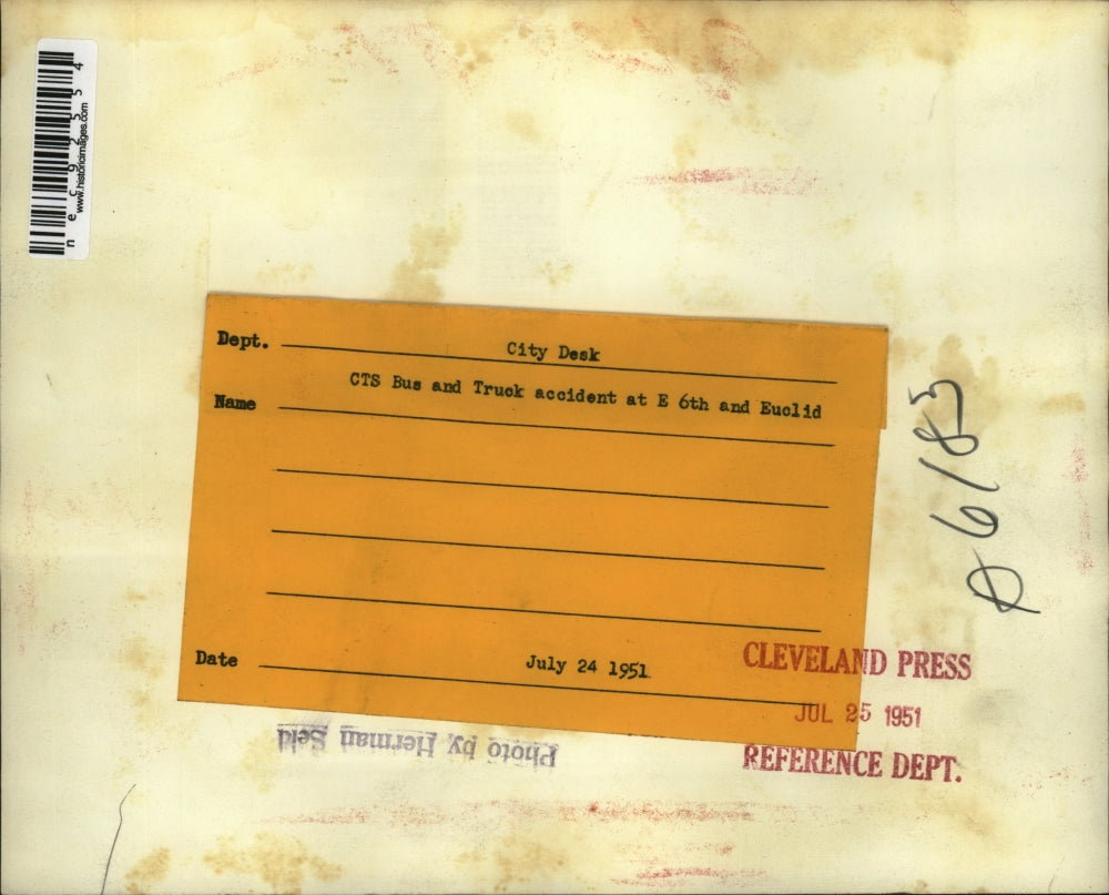 1951 Press Photo CTS Bus And Truck Accident 6th Euclid Street