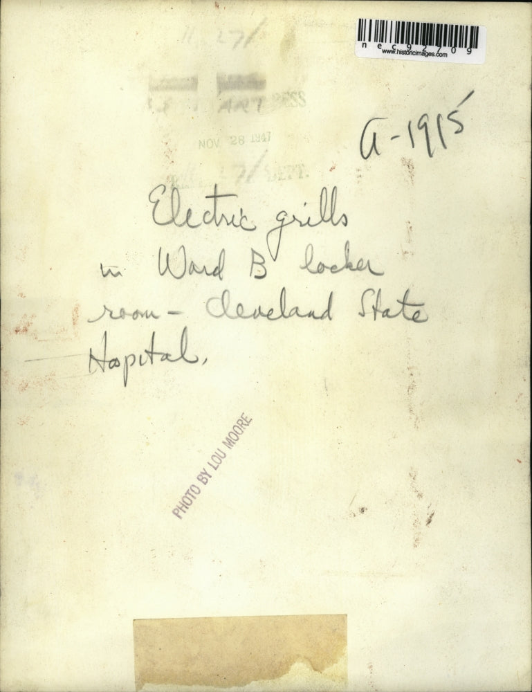 1947 Press Photo At the Clev State hospital ward locker found an electric grill