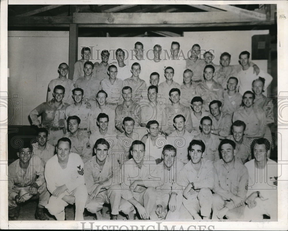 1944 Press Photo Red Cross Service CLub